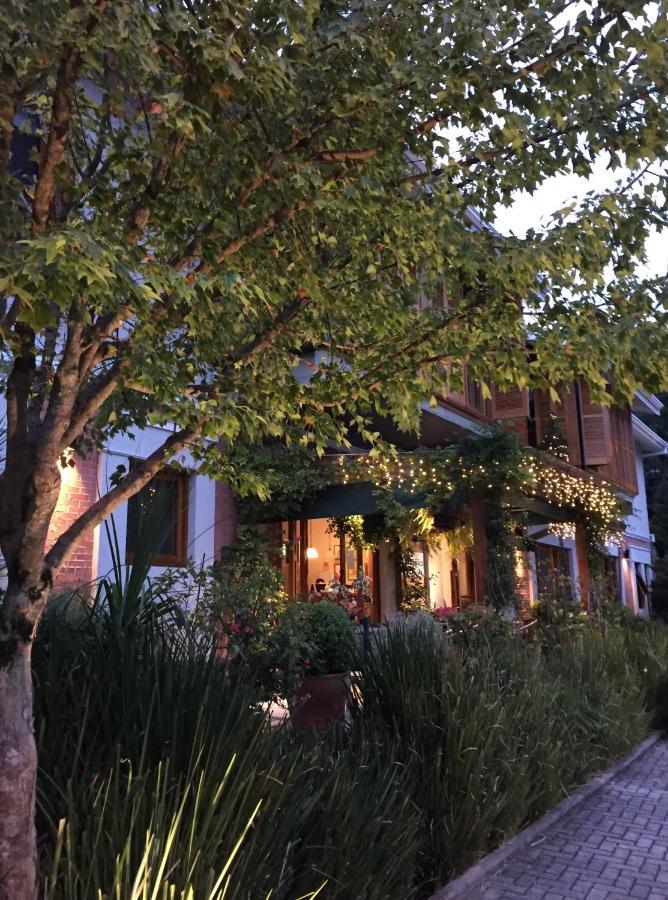 Hotel Britanico Express Gramado Ngoại thất bức ảnh